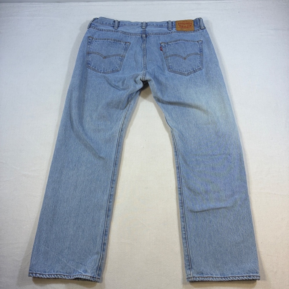 Vintage Levis‎ 501 Mens Light Wash Straight Leg Button Fly Denim Jeans 38x29